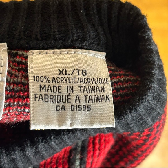 Steel Red, Black and Gray Sweater XL Men’s - Picture 6 of 6